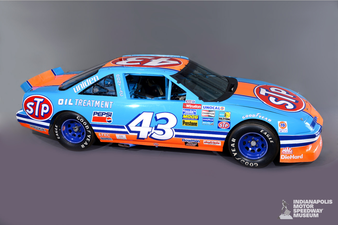 Pick of the Day: '92 Pontiac Grand Prix Richard Petty Edition